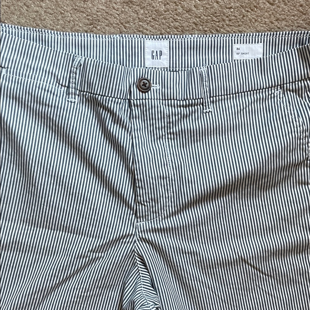 GAP Blue and White Pinstripe shorts size 34